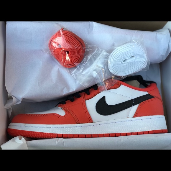 Air Jordan Retro 1 Low OG Shattered Backboard SBB GS Size 6.5Y / 8 Wmns - Picture 2 of 11